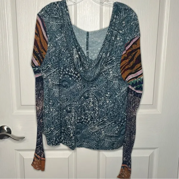 Free People Movement Sz L Mix Print Hooded Swing Top Cropped Long Sleeves - Image 7
