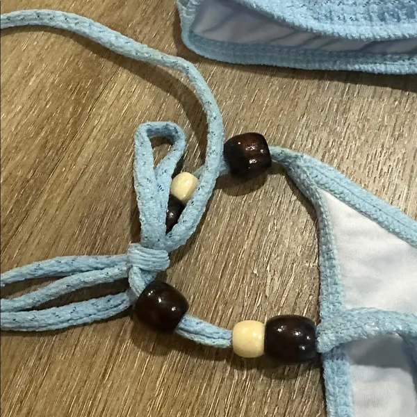 Light Blue Textured Bikini Set with bead accents halter top Size M - Image 2