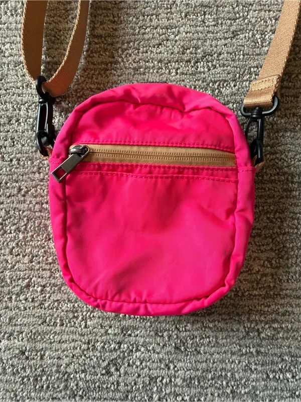 Urban Outfitters Hot Pink Mini Crossbody‎ Bag - Image 3