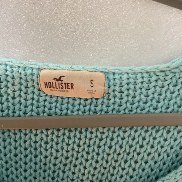 Hollister Womens Sweater Blue Ombre Dip Dye V-Neck Shaker Knit Size Small - Image 4
