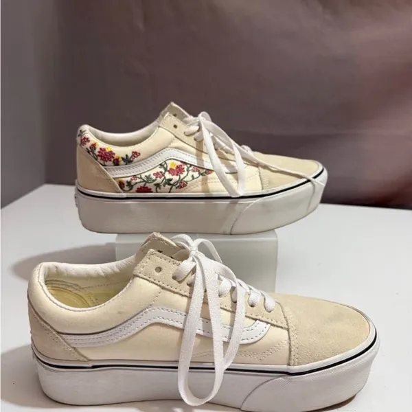 Vans Old Skool Platform Floral Embroidery Sneakers size 8 - Image 2