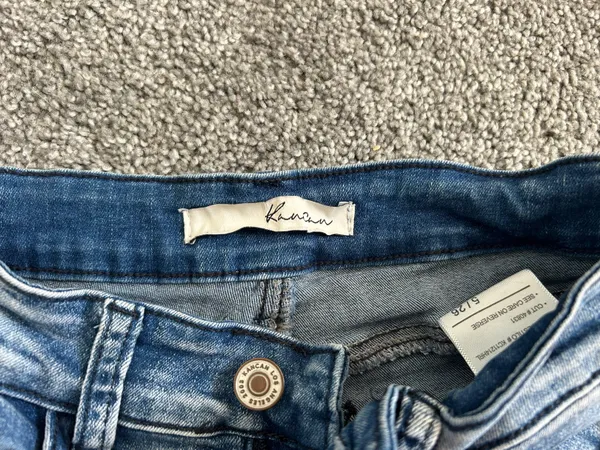 Jeans - Image 4