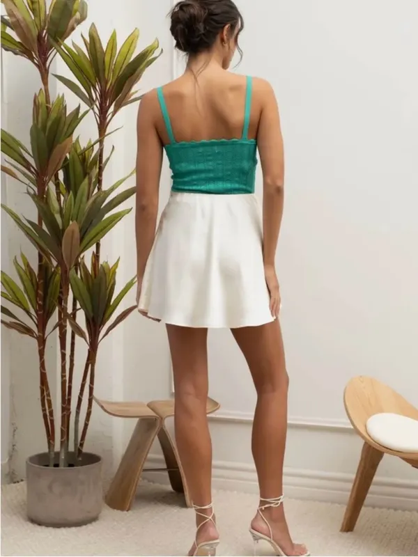 NWT Emerald Pointelle Scalloped Cami Tank Top size Medium - Image 3
