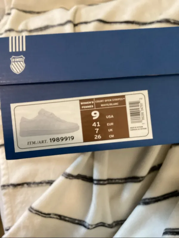 K SWISS Classic Court Open Stripes Sneakers, White, Size 9, NEW with box - Image 9