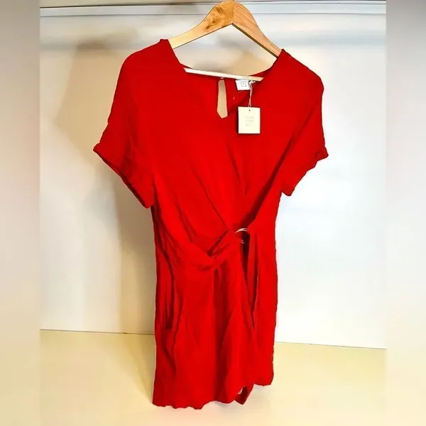NWT- Good Luck Gem Short Sleeve V-Neck Belt Romper XL - fits like a large - Image 2