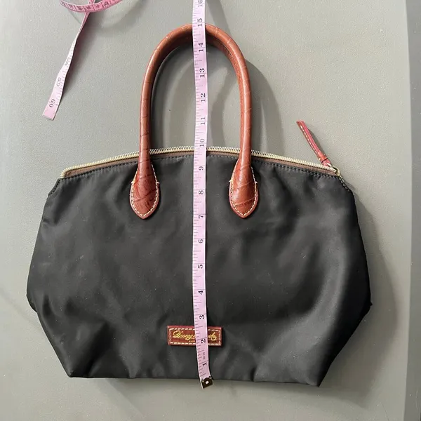 Guess by Marciano Dooney & Bourke Womens Handbag Old Money Quiet Luxury Classy Glam Feminine - Image 10