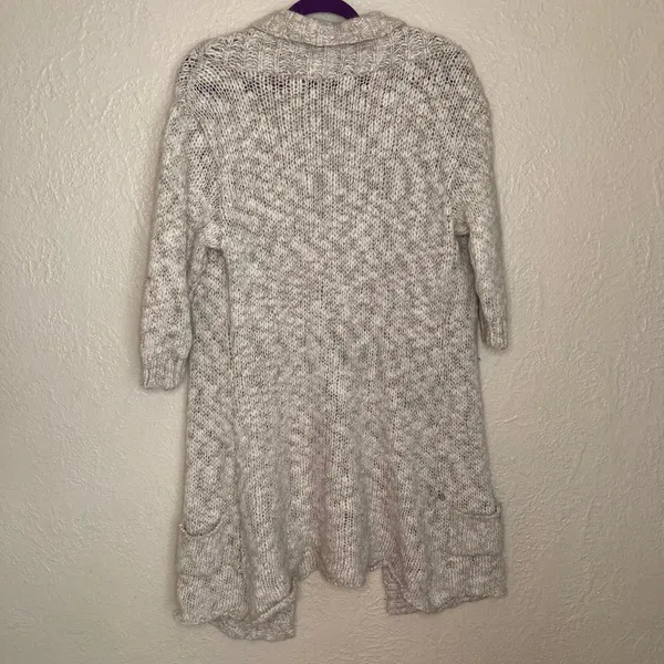 Leuk! by Cleo Cream Knitted Cardigan Size Medium - Image 3