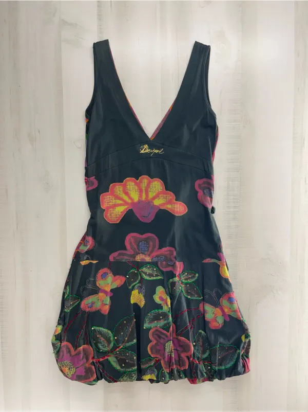 DESIGUAL floral printed funky bubble hem artsy dress embellished with sequins - Image 6