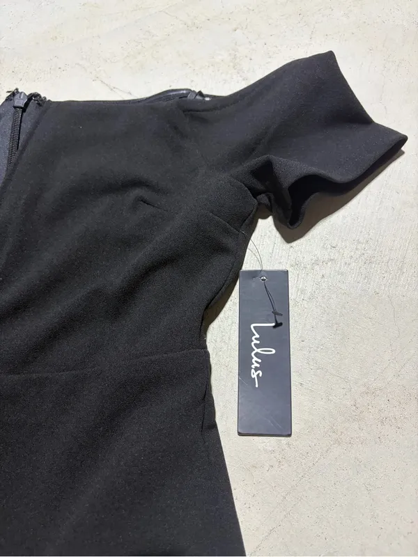 Lulus NWT Off-the-Shoulder Black mini Dress medium - Image 5