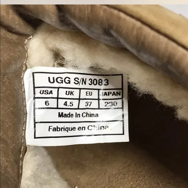 Ugg 3084 suede Sherpa clogs size 6 tan and purple - Image 8