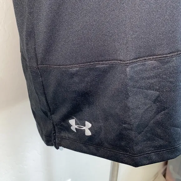 Under armour‎ women’s XL Locker Emboss black T Shirt - Image 5