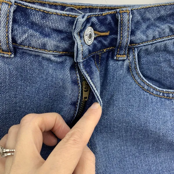 John Galt Brandy Melville Sz 26 Shorts High Rise Cuffed Denim Blue‎ Jean Women’s - Image 6