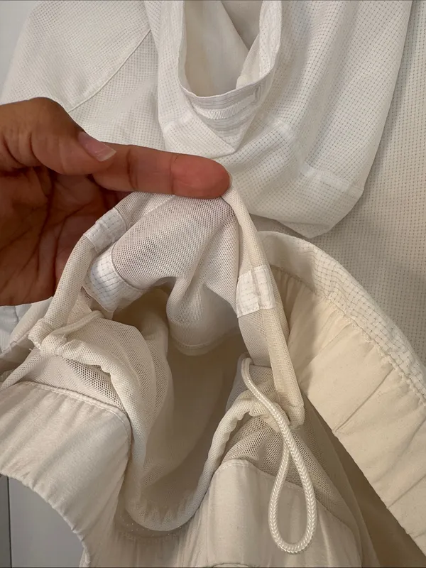 lululemon White Lightweight pack light 1/2 zip pull over workout jacket - Image 8