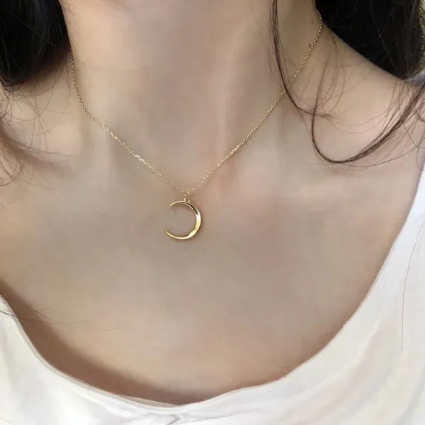 Boutique NWT Crescent Moon Necklace | Yellow‎ Gold Filled - Image 4