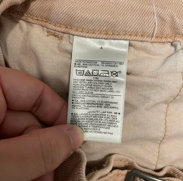 Old Navy Size 4 Pink High Rise Jeans - Image 7