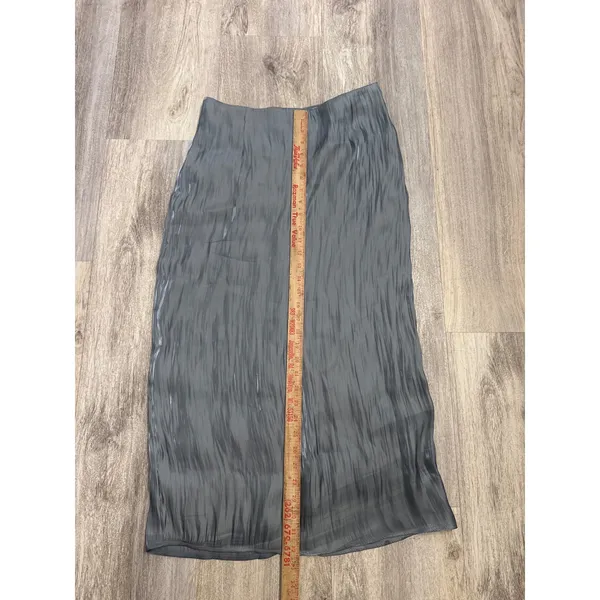 Urban Outfitters Grey Crinkled Midi Skirt Back Slit Size 8 Steel Grey Textured - Image 4