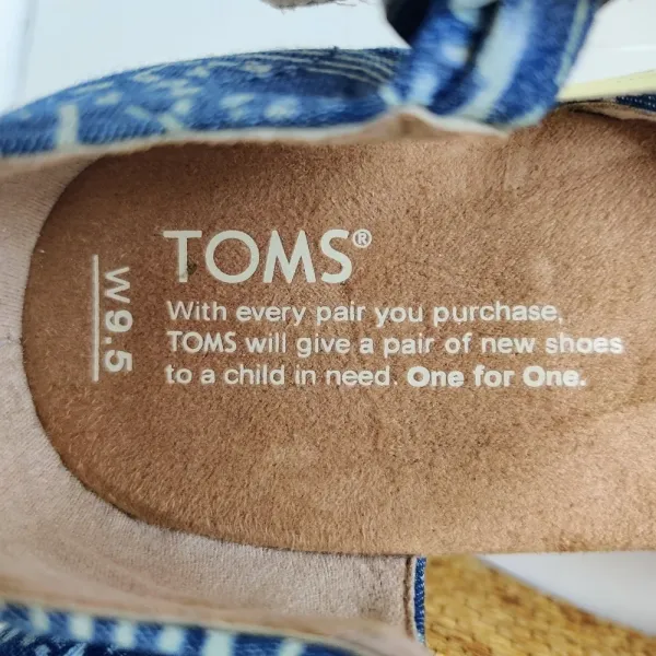 TOMS Clarissa Blue Batik Wedge Sandals | Size 9.5 - Image 15