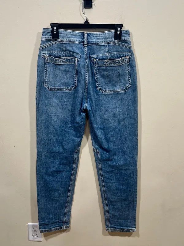 Anthropologie Pilcro the Wanderer Jeans Relaxed Fit Cuffed - Double Button Front - Image 8