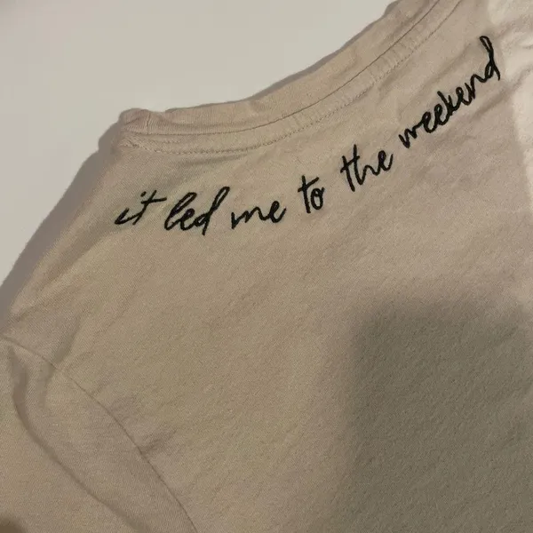 Old Navy- I followed my heart It lead me to the weekend T Shirt - Image 5