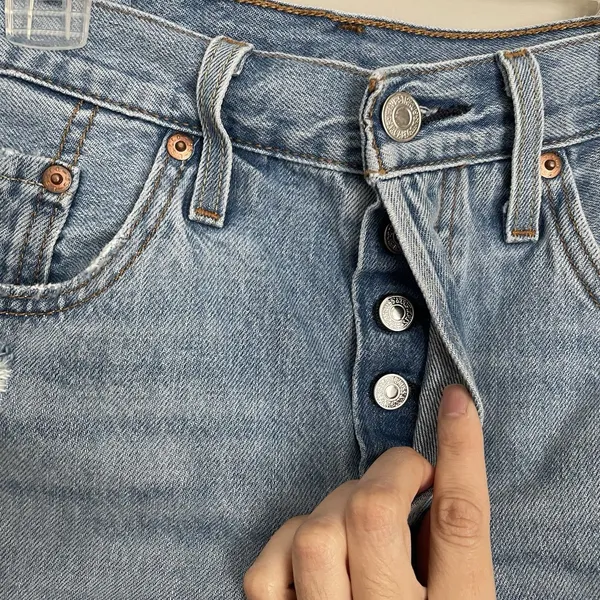 Levi’s Size 25 Button Fly 501 Frayed Cut Off Denim Jean Shorts Festival - Image 2