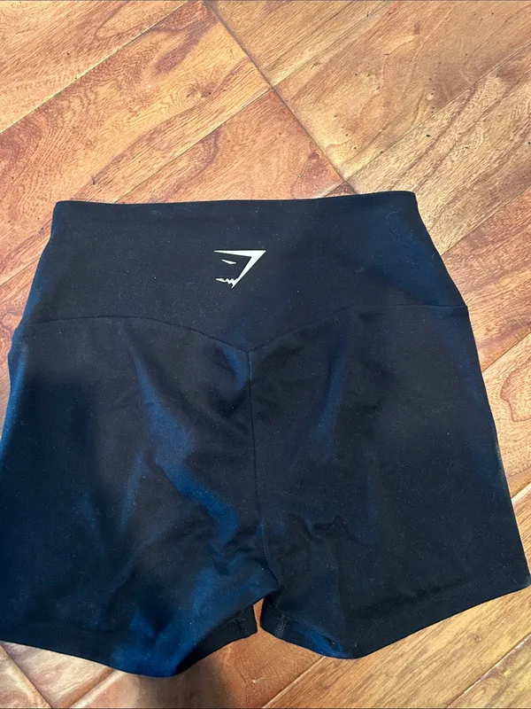 Gymshark Black Mini Biker Shorts Size Small - Image 6