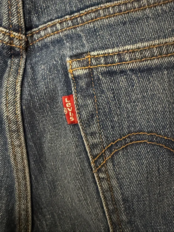 Levi’s Wedgie Icon Jeans 29 White Oak Cone Denim Classic Tint $80 - Image 6