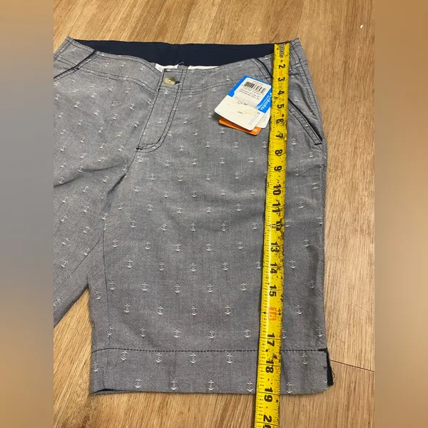 Columbia Gray Patterned Women's Shorts - Image 4