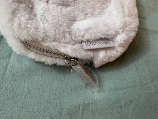 Lululemon Belt Bag - Image 2