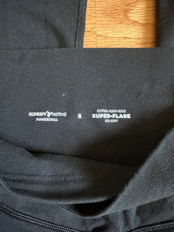 Old Navy Activewear Leggings - Image 3