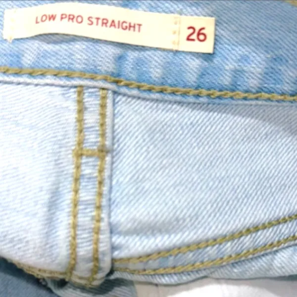 Levi's Light Wash Low Pro Straight Distressed Relaxed Jeans Sz 26 L31” - Image 3