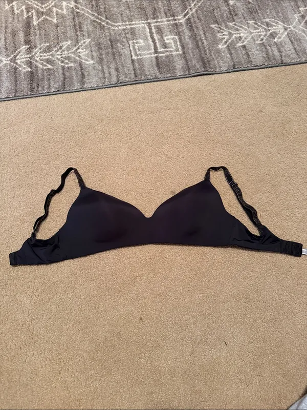 Victoria’s Secret Black Bra - Image 2