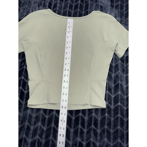 Lululemon Women's Align Tee Green Slim Fit Cropped Length Nulu Size 4 - Image 6