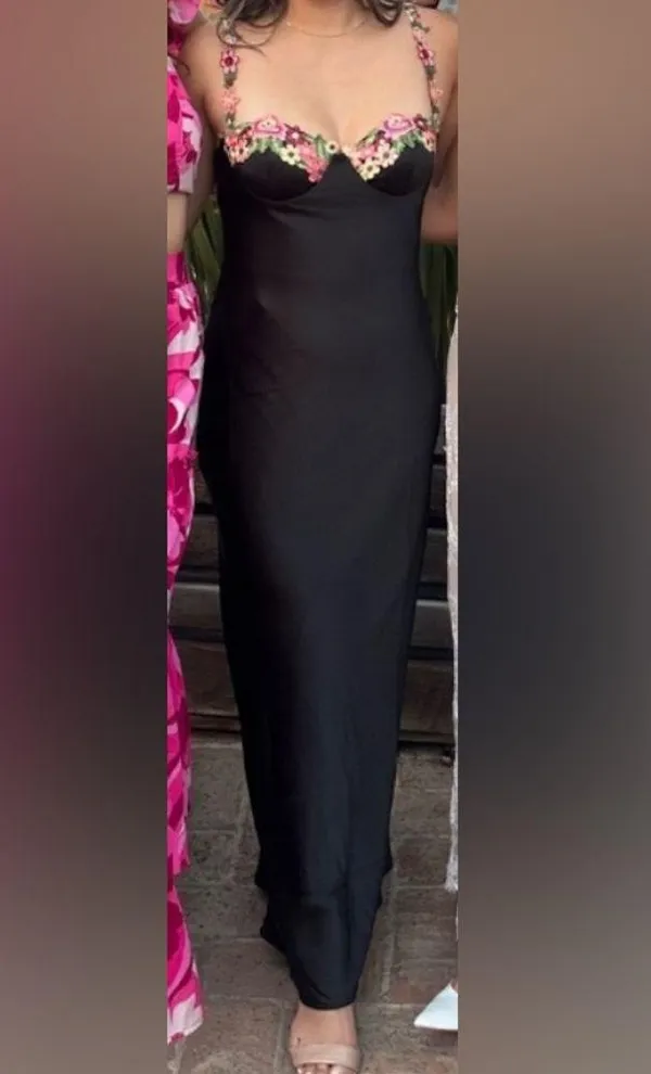 Magnetic Forces Maxi Dress Black - Image 4