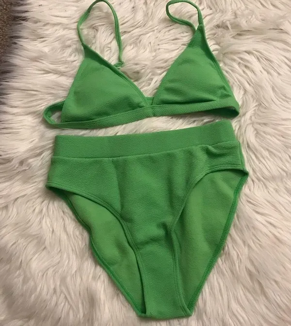 NWT Lime Green Triangle Bikini Set - Image 3