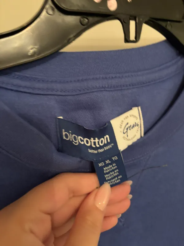 sweatshirt Size XL - Image 4