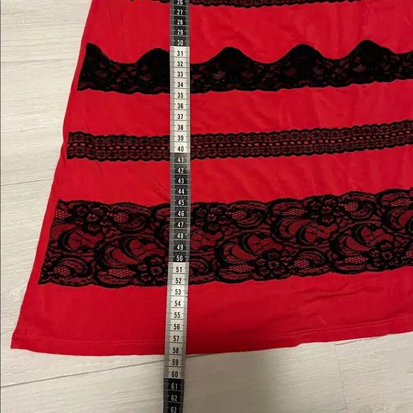 Victoria's Secret Red and Black Lace Chemise - Image 6