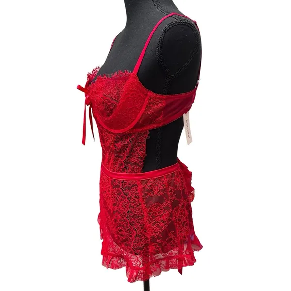 Victoria's Secret Sheer Lace Unlined Babydoll Top Bra Size Large Floral Red Sexy - Image 4