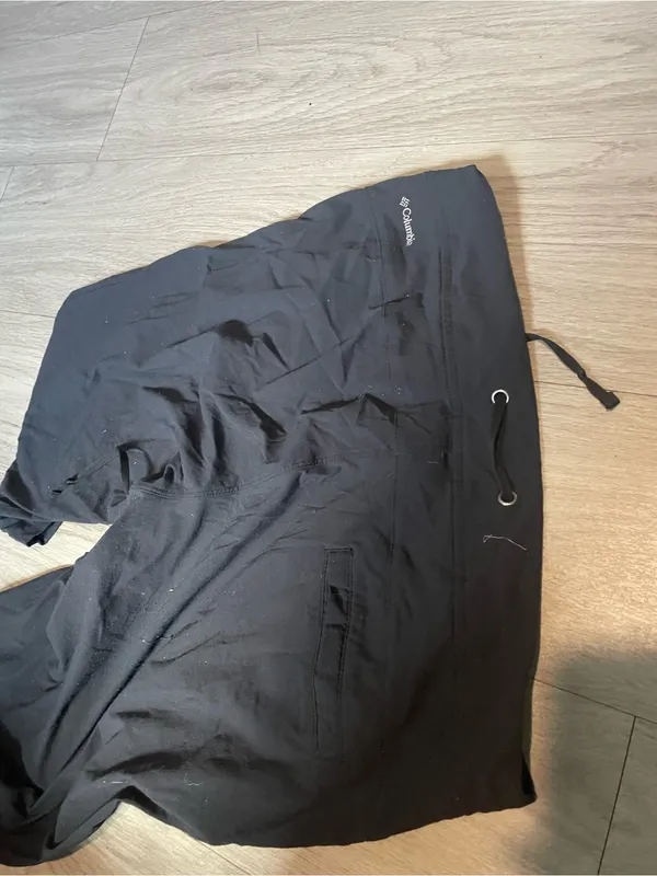 Columbia Black Women's Capris Pull-On Drawstring - Image 3