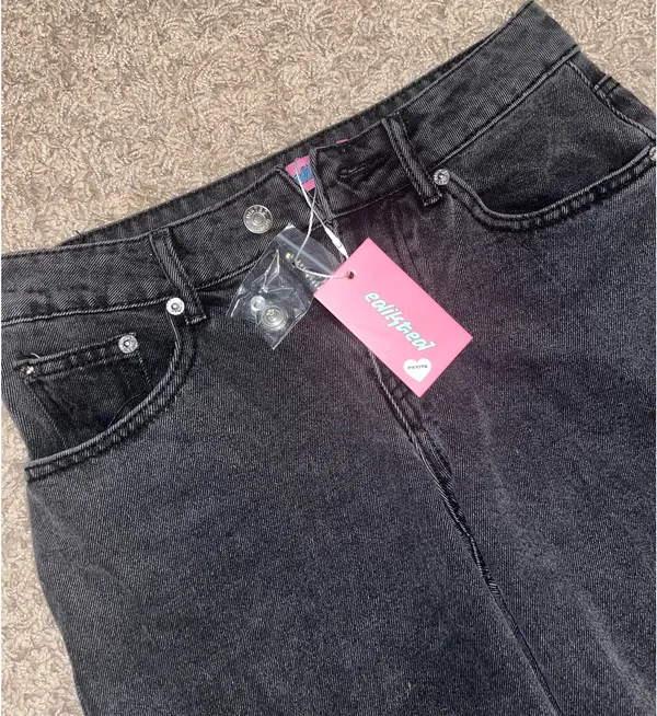 Edikted Jeans Low-Rise Raelynn Washed XS - Image 2