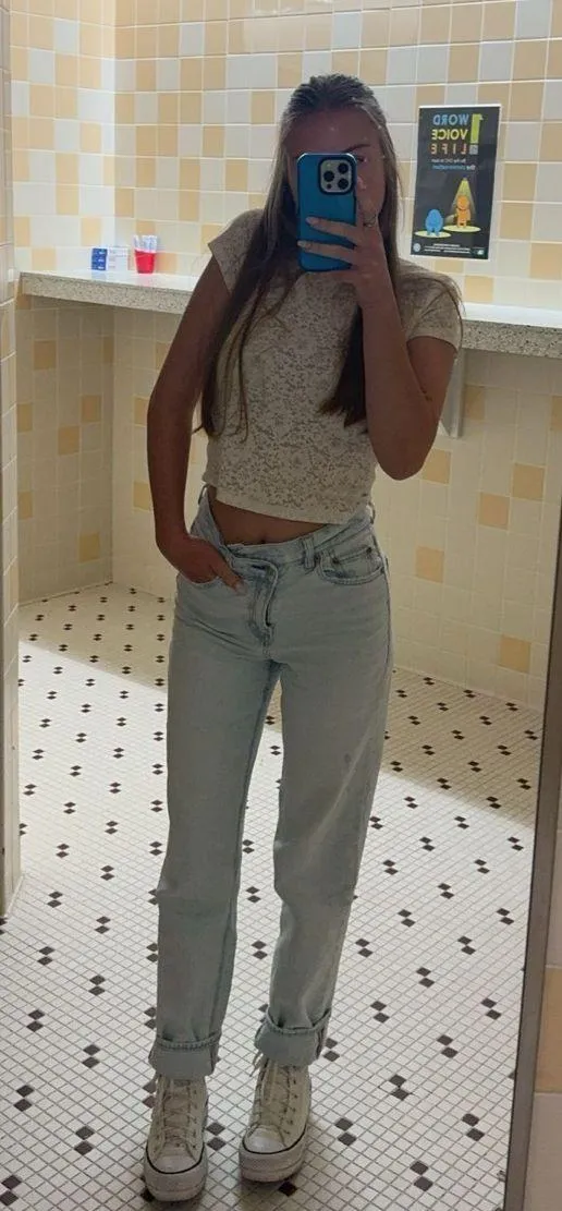 American eagle jeans  - Image 2