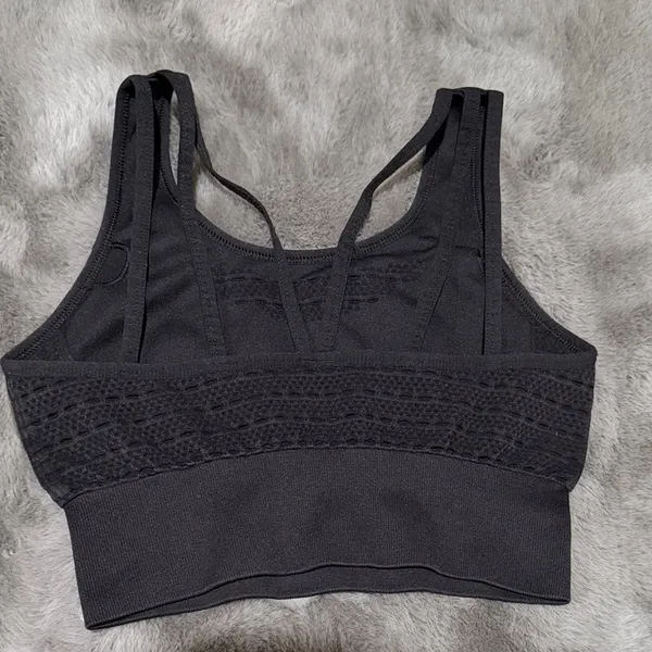 Gymshark XS Black Mesh Detail Sports Bra - Image 2