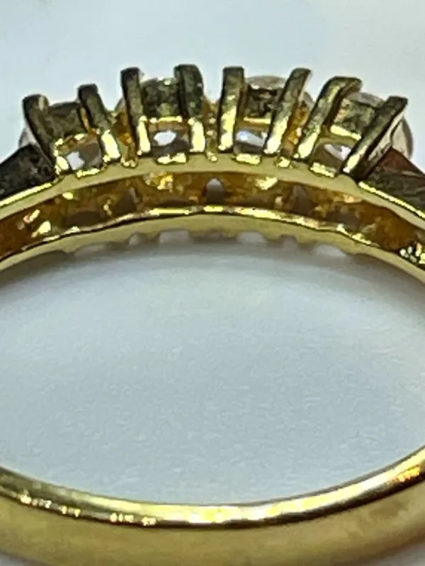 Vintage Gold Tone 4-Stone Clear Rhinestone Ring Size 8.75 - Image 5