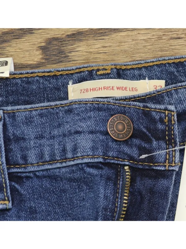 NWT Levi's Womens 728 High Rise Zip Fly Wide Leg Jeans 94417114 Blue 32X32 - Image 7