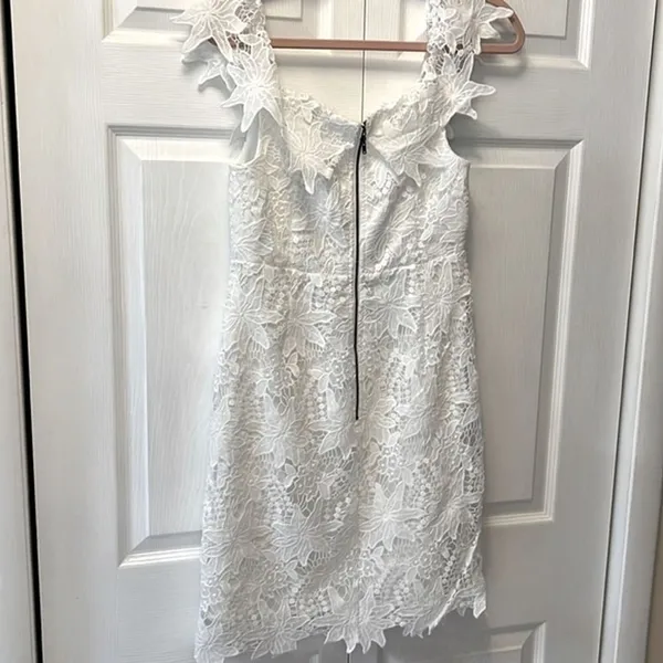 ASTR the Label Size L Daniela White Floral Lace Off Shoulder Mini Dress‎ Womens - Image 6