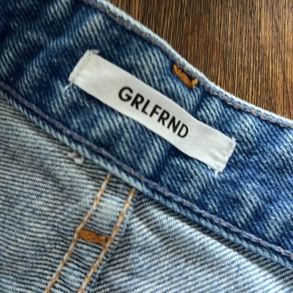 GRLFRND Helena Short Front Button Distressing 23 - Image 5