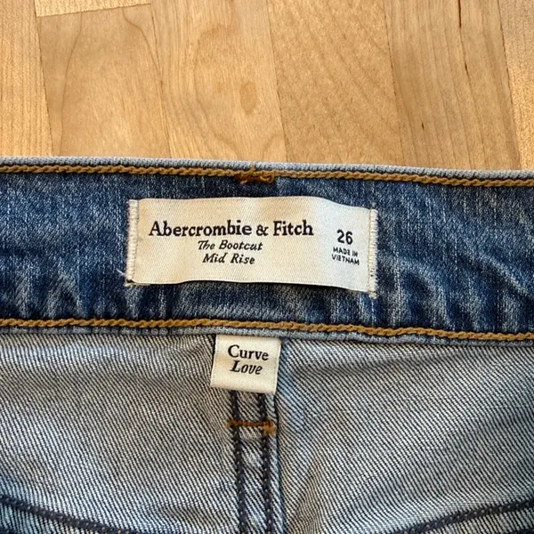NWT Abercrombie & Fitch The Bootcut Mid Rise Curve Love Jeans, 26 - Image 7
