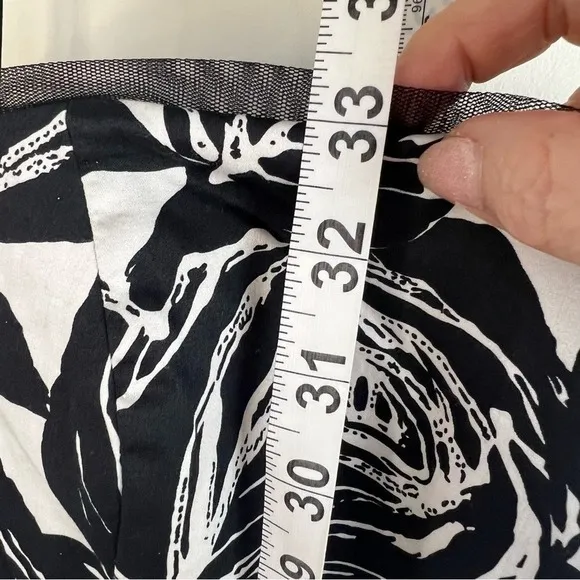 White House Black Market Floral Strapless Tiered Rose Print Mini‎ Dress Size 4 - Image 6