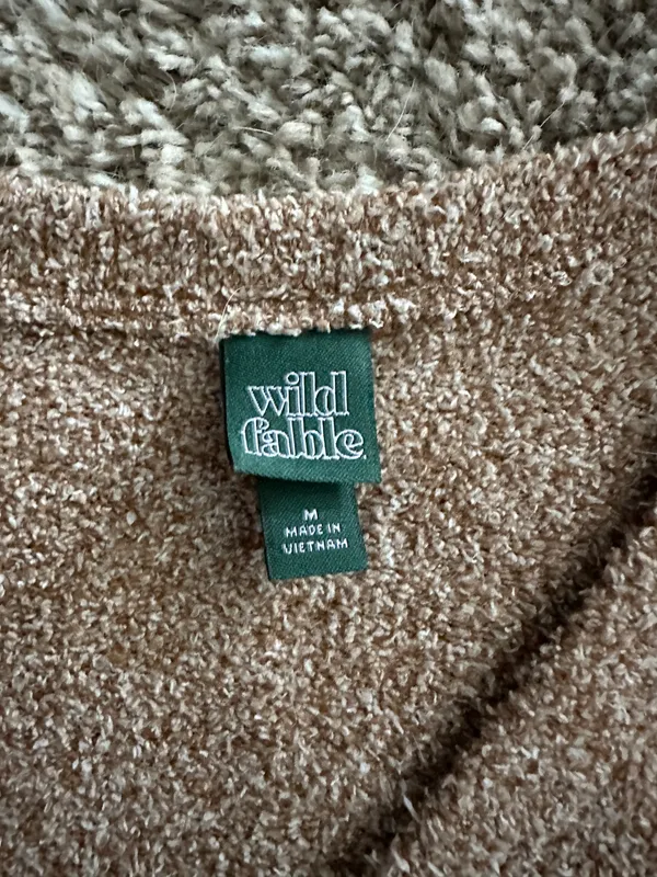 Sweater - Image 4