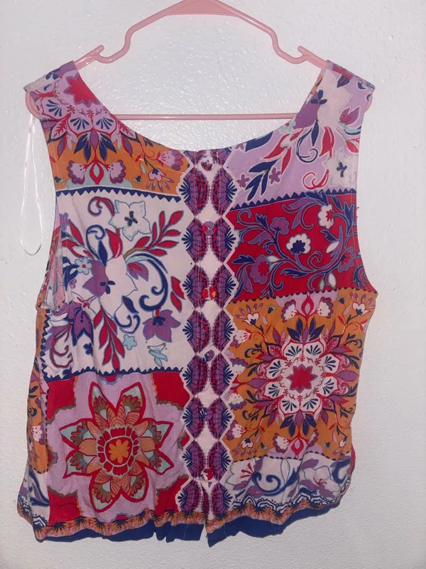 Rose + Olive Top Floral - Image 2