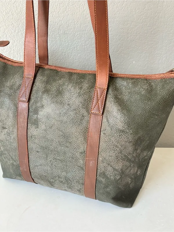 Mark Cross Vintage Army Green Leather Large Tote Shoulder Bag 19”x15” - Image 4